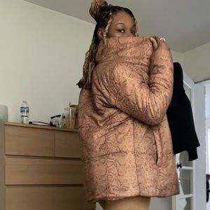 Brown python print Marc by Andrew Marc jacket🤎